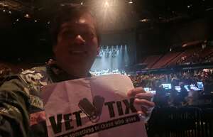 Chicago and Brian Wilson With Al Jardine and Blondie Chaplin