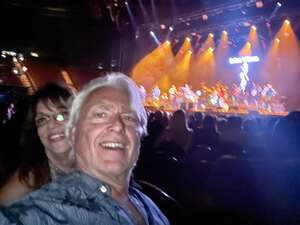 Chicago and Brian Wilson With Al Jardine and Blondie Chaplin