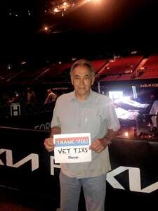 Chicago and Brian Wilson With Al Jardine and Blondie Chaplin