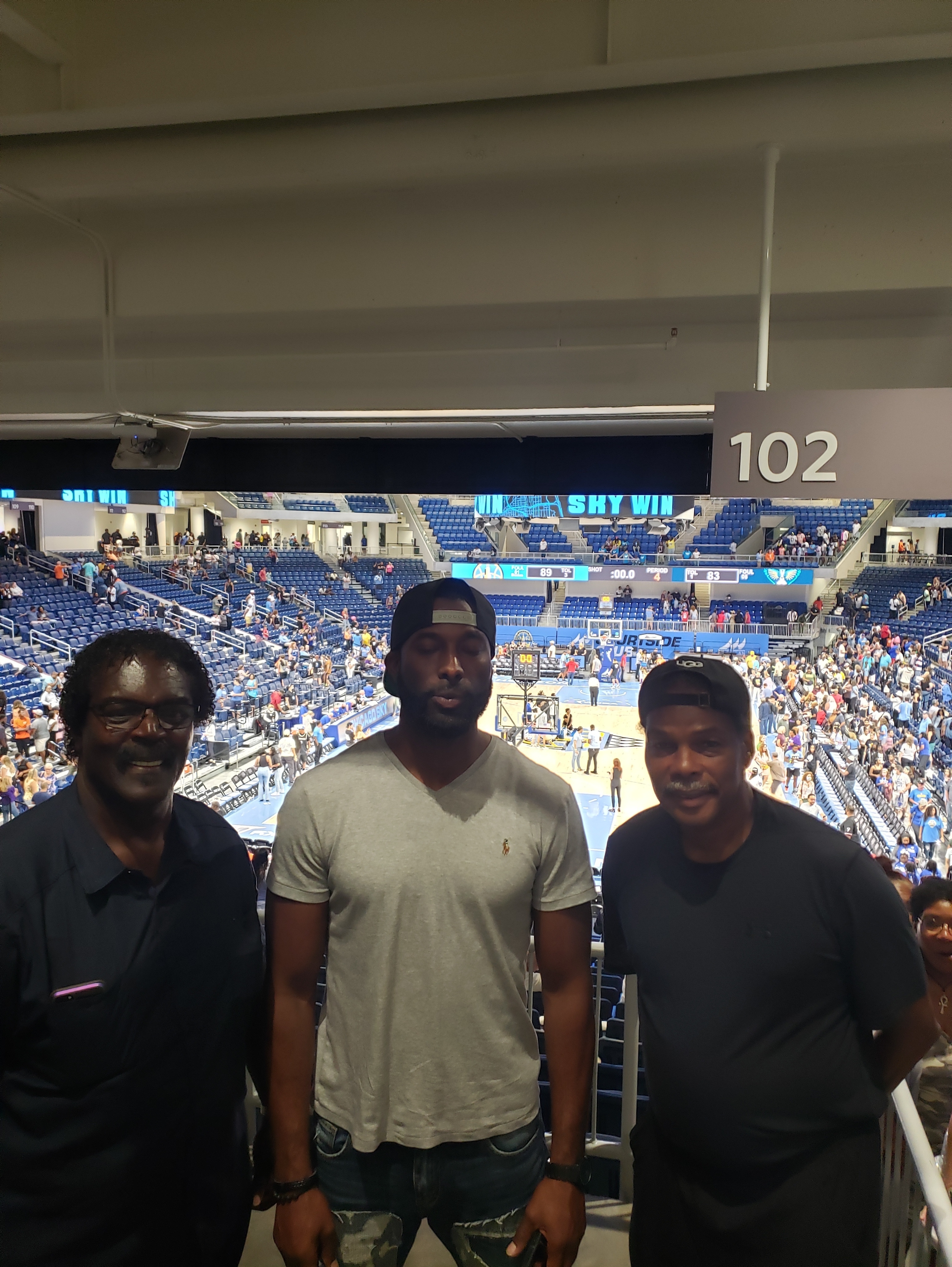 Chicago Sky - WNBA vs Dallas Wings