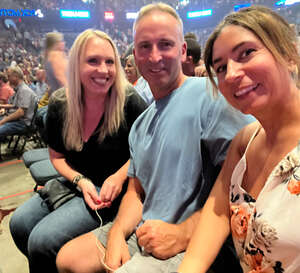 Jennifer attended Reo Speedwagon and STYX With Loverboy: Live and Unzoomed on May 31st 2022 via VetTix 
