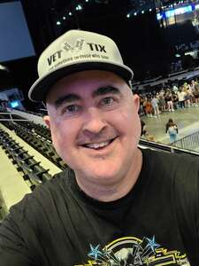 Machine Gun Kelly - Mainstream Sellout Tour