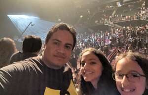 Machine Gun Kelly - Mainstream Sellout Tour