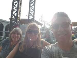 Chicago and Brian Wilson With Al Jardine and Blondie Chaplin