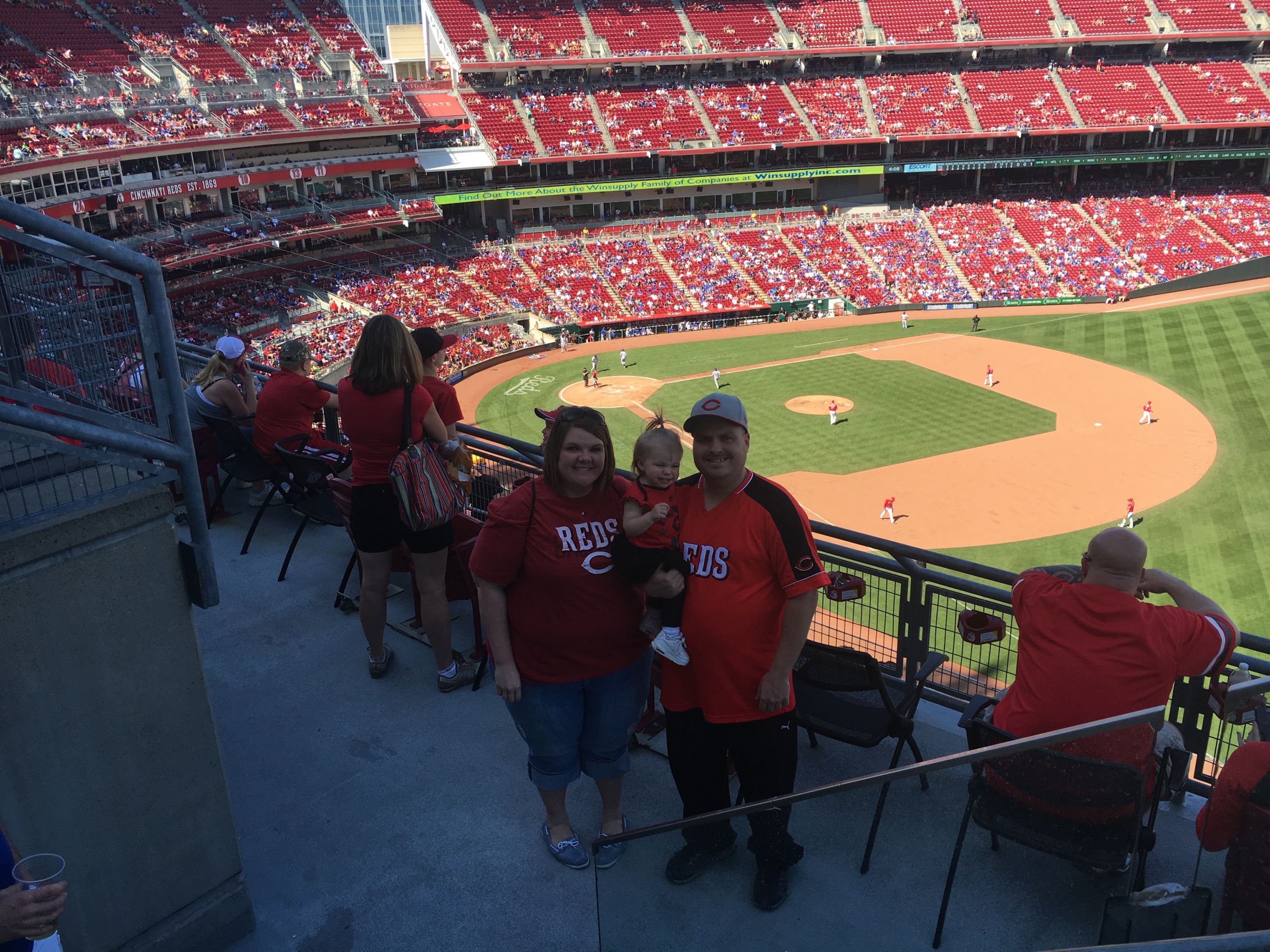 Cincinnati Reds vs. Chicago Cubs - MLB - Afternoon Game