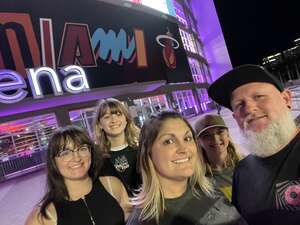 Machine Gun Kelly - Mainstream Sellout Tour