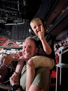 Machine Gun Kelly - Mainstream Sellout Tour