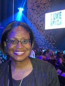 Nneka attended Luke Bryan on Jun 24th 2022 via VetTix 