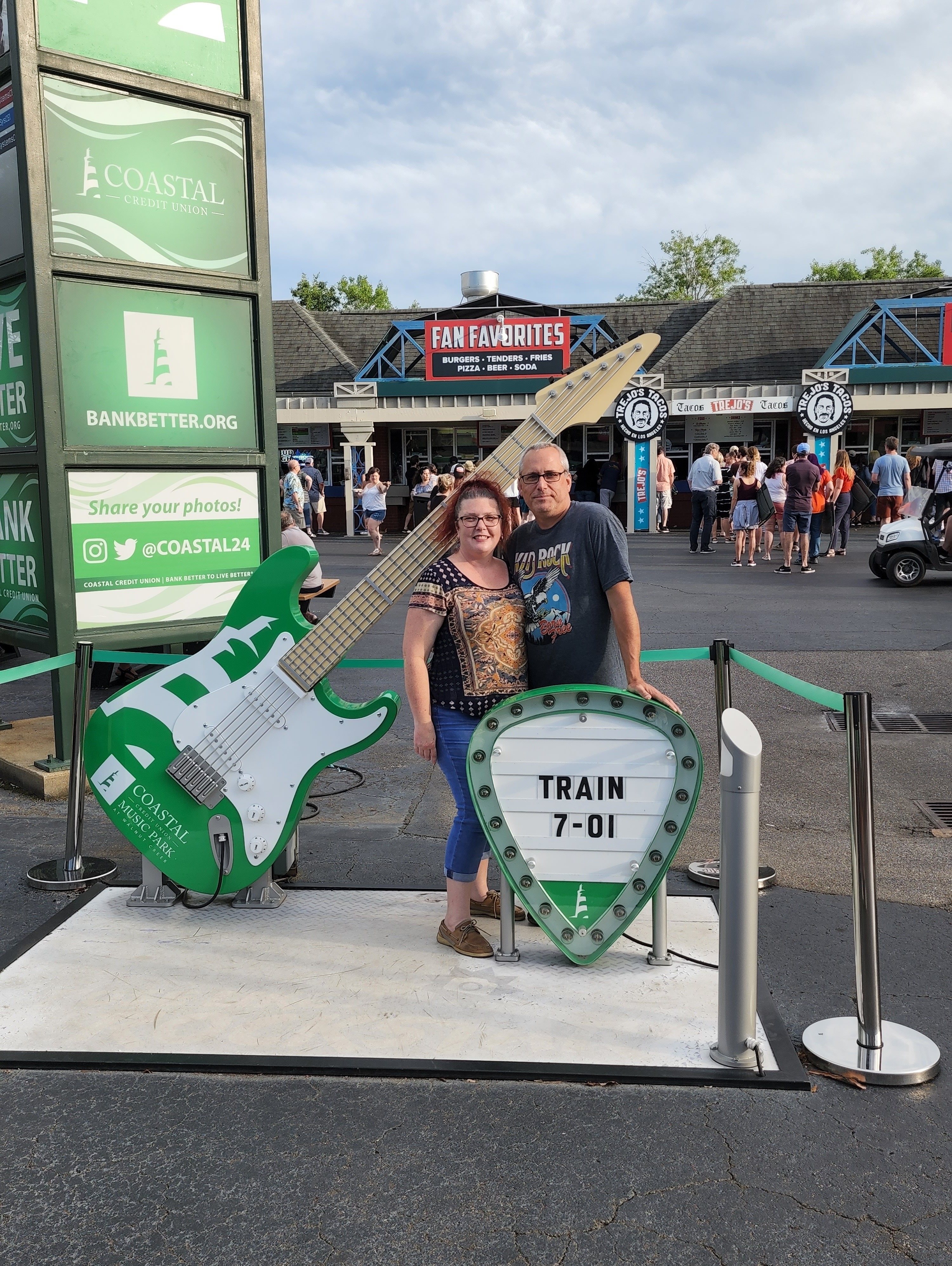Train - Am Gold Tour