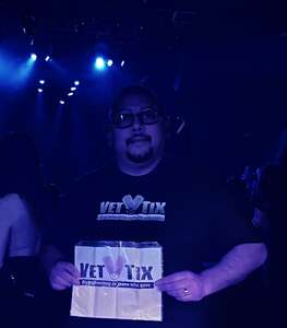 Machine Gun Kelly - Mainstream Sellout Tour With Avril Lavigne