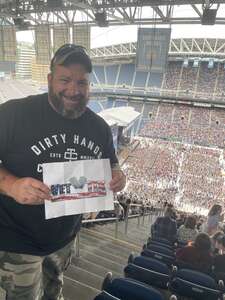 Jamie attended Kenny Chesney: Here and Now Tour on Jul 16th 2022 via VetTix 