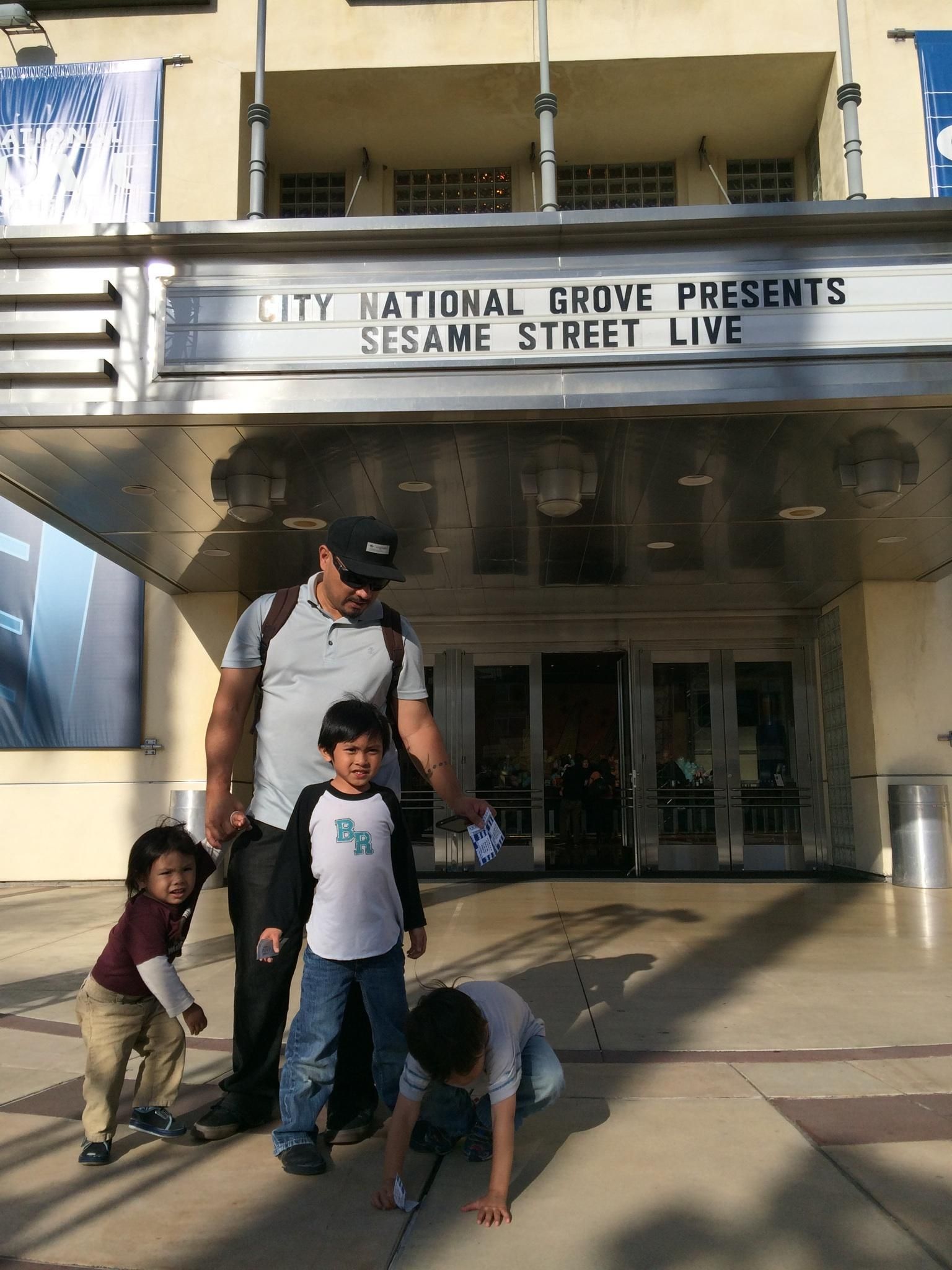 Sesame Street Live: Make a New Friend