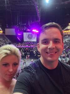 Machine Gun Kelly - Mainstream Sellout Tour