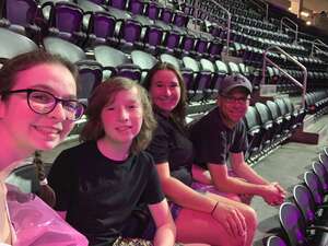 Machine Gun Kelly - Mainstream Sellout Tour