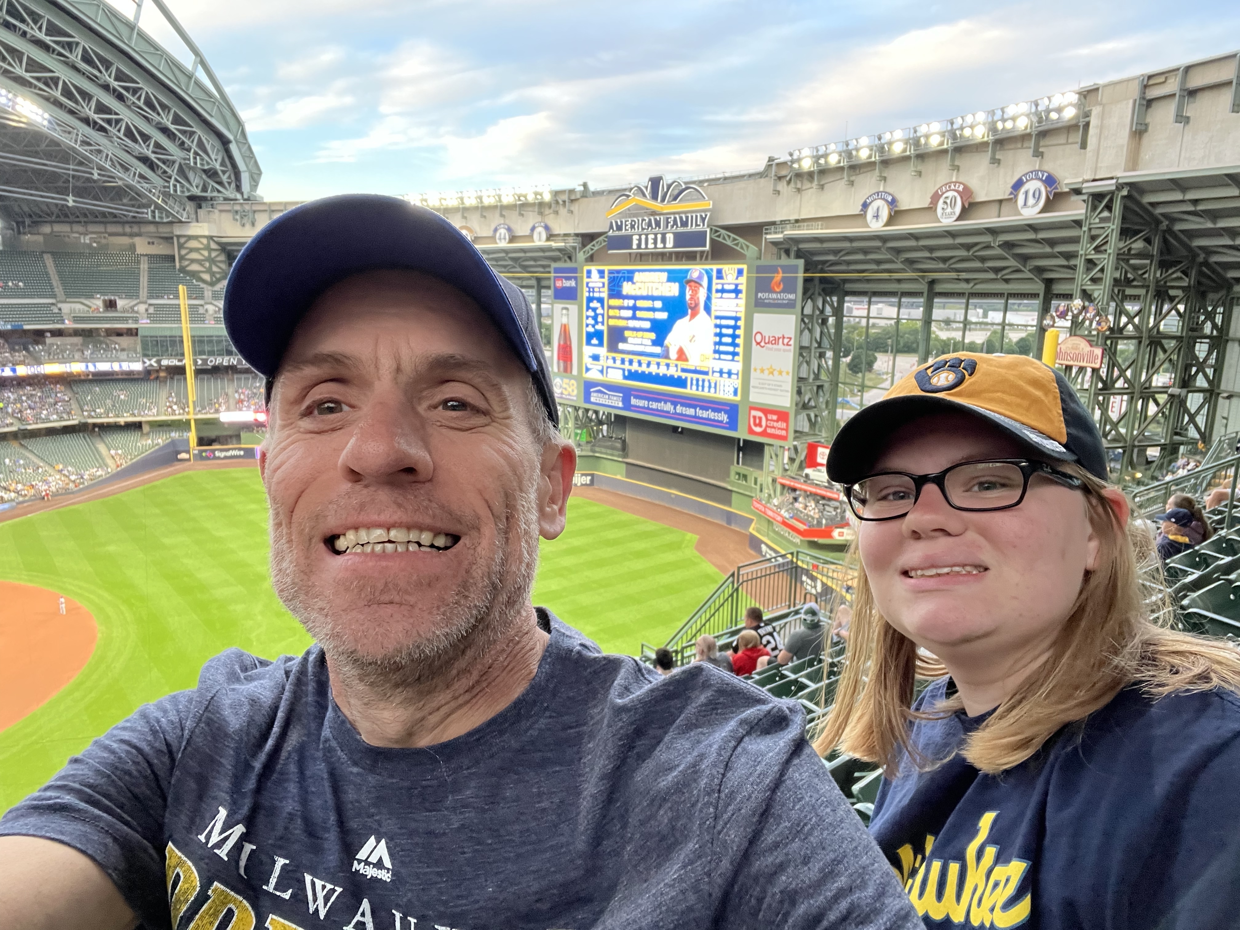 Milwaukee Brewers - MLB vs Los Angeles Dodgers