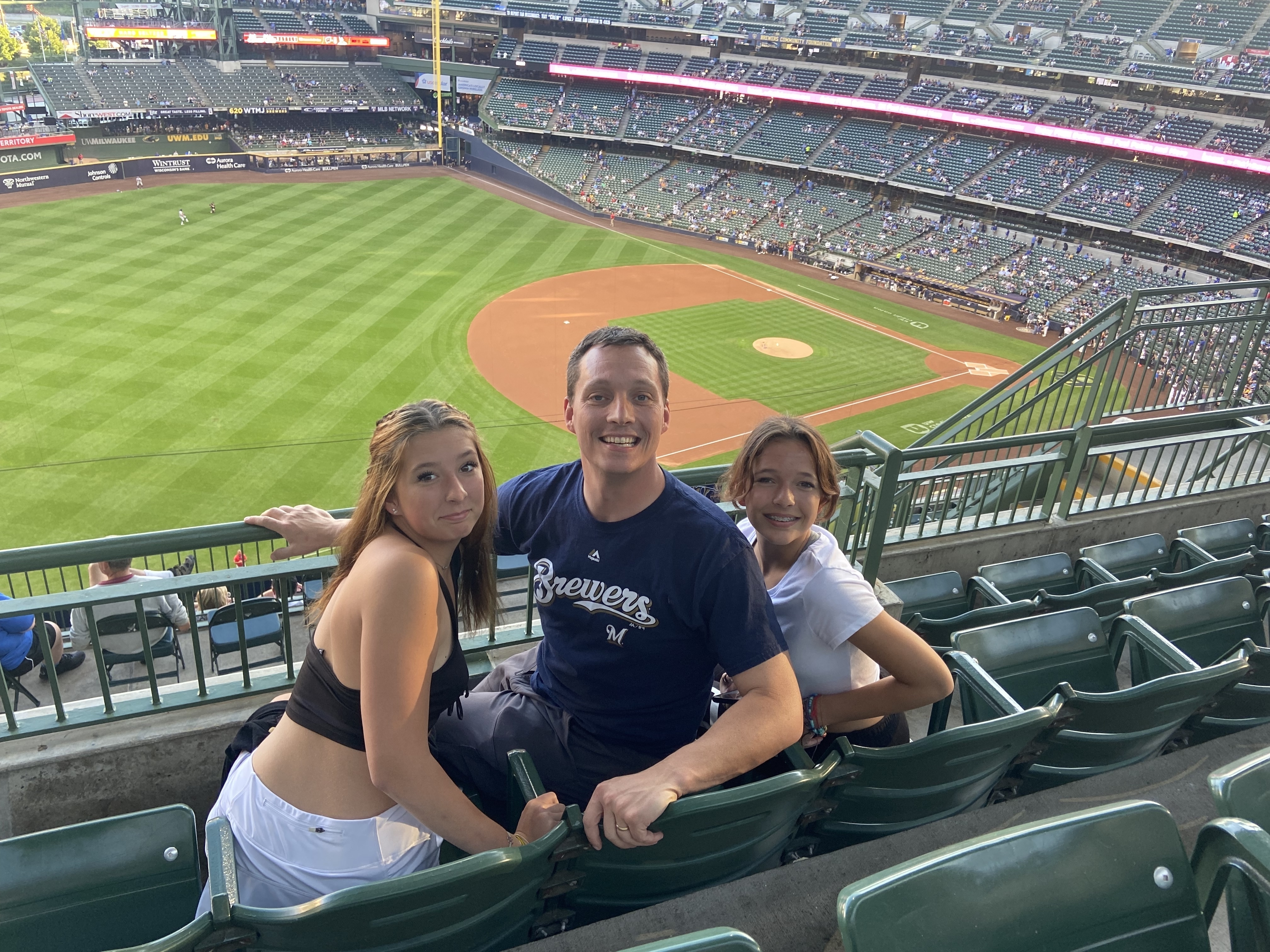 Brewers City Connect jerseys have arrived - WTMJ