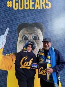 California Golden Bears - NCAA Football vs UCLA Bruins