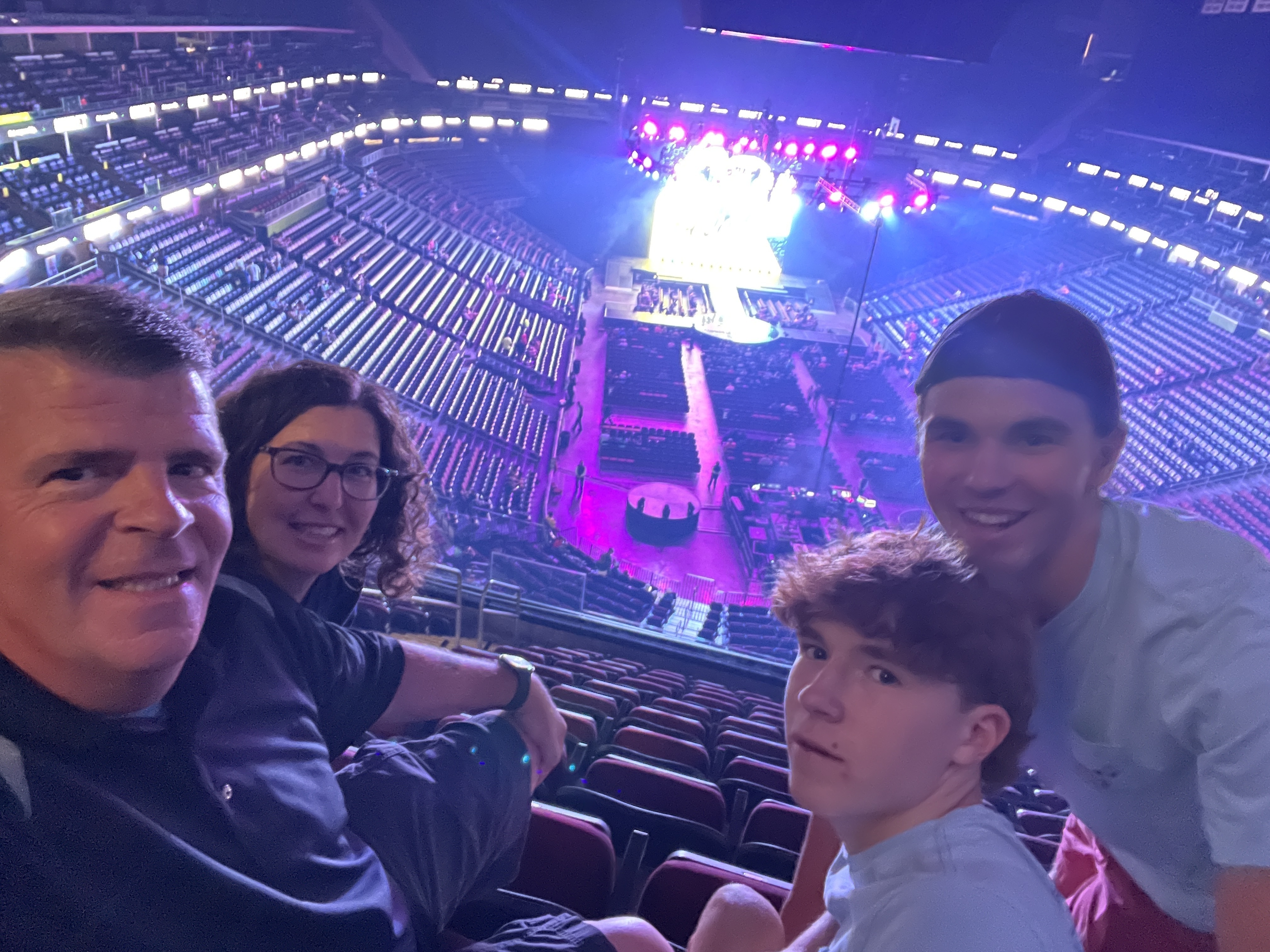 Dude Perfect: That's Happy Tour 2022