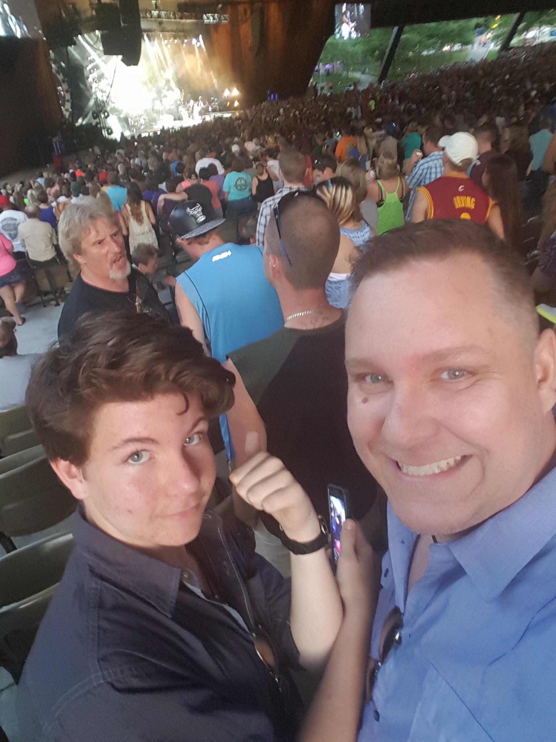 Rascal Flatts - Rhythm and Roots Tour With Special Guest Kelsea Ballerini and Chris Lane