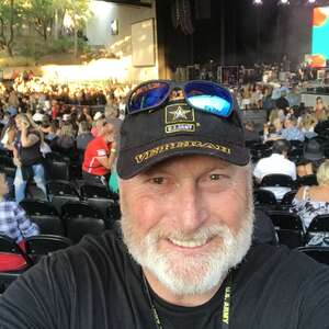 Dierks Bentley: Beers on Me Tour 2022