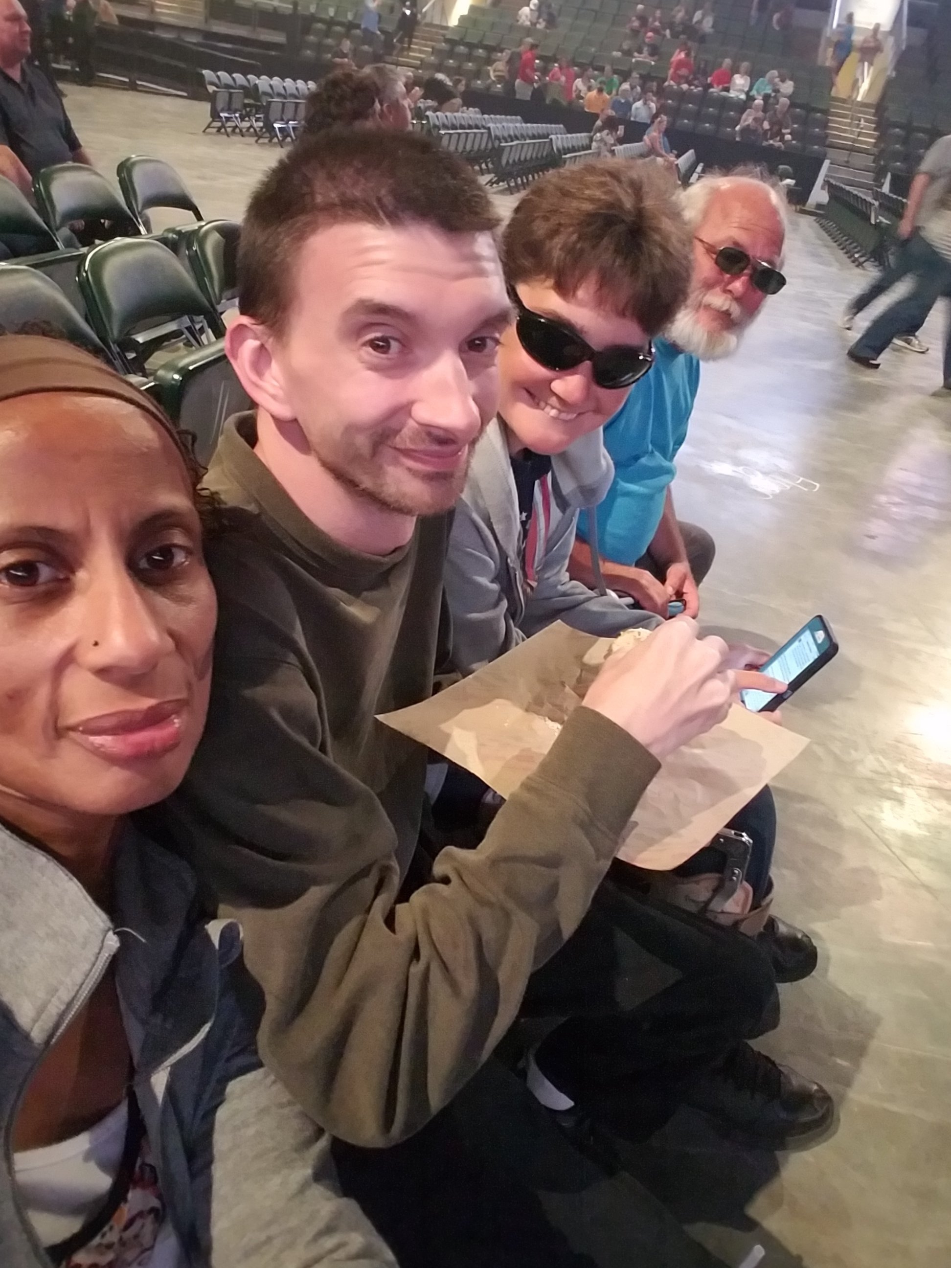Brit Floyd - the Worlds Greatest Pink Floyd Show - Space and Time Continuum World Tour 2016