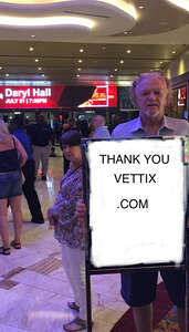 Roger attended Daryl Hall and the Daryl's House Band With Special Guest Todd Rundgren on Jul 31st 2022 via VetTix 