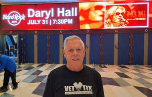 Marc attended Daryl Hall and the Daryl's House Band With Special Guest Todd Rundgren on Jul 31st 2022 via VetTix 