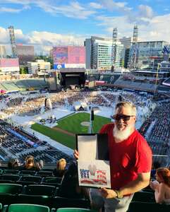 Rob attended Red Hot Chili Peppers 2022 World Tour on Aug 10th 2022 via VetTix 
