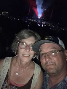 Thomas Rhett: Bring the Bar to You Tour