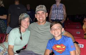 Thomas Rhett: Bring the Bar to You Tour