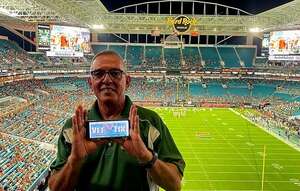 Miami Hurricanes - NCAA Football vs Pittsburgh Panthers