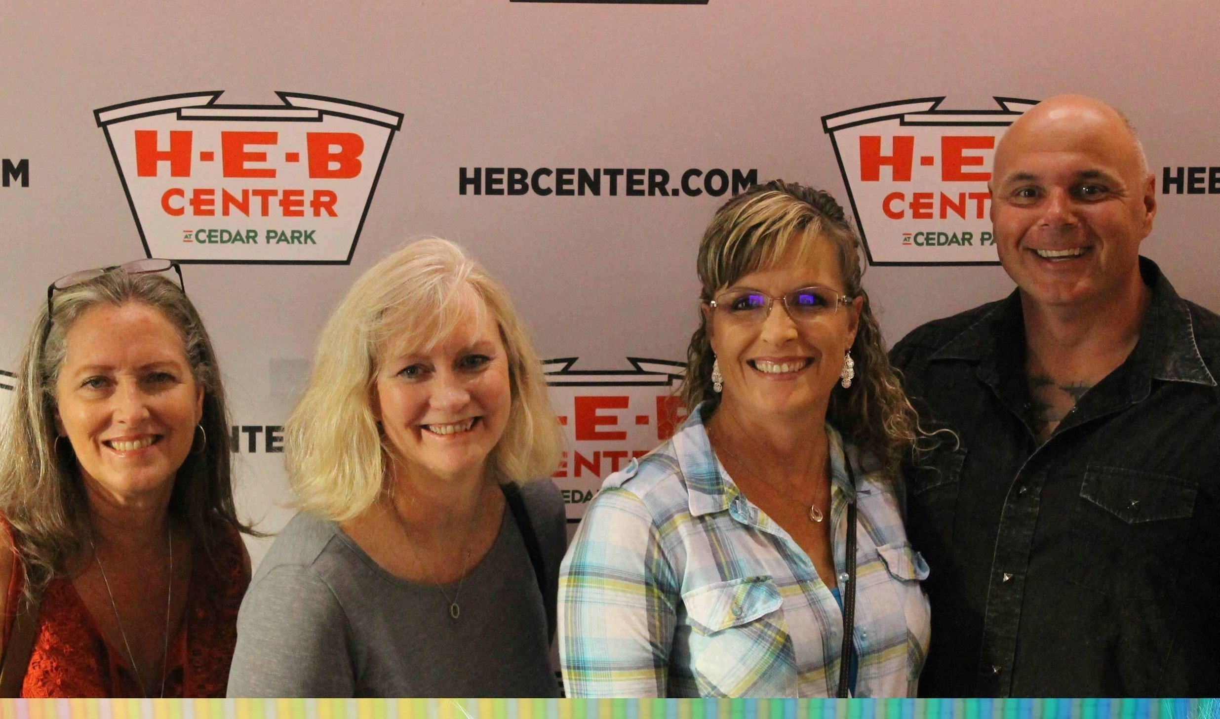Brad Paisley - Life Amplified World Tour With Special Guests Tyler Farr and Maddie and Tae
