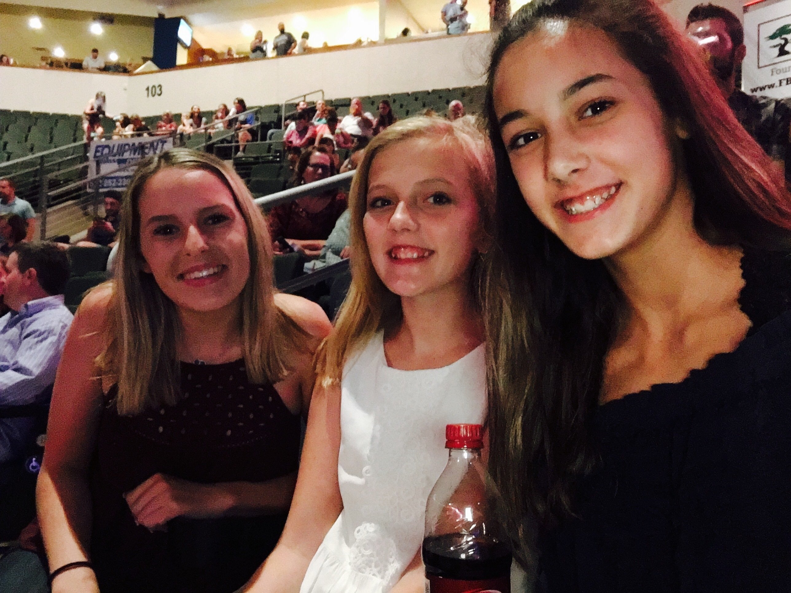 Brad Paisley - Life Amplified World Tour With Special Guests Tyler Farr and Maddie and Tae