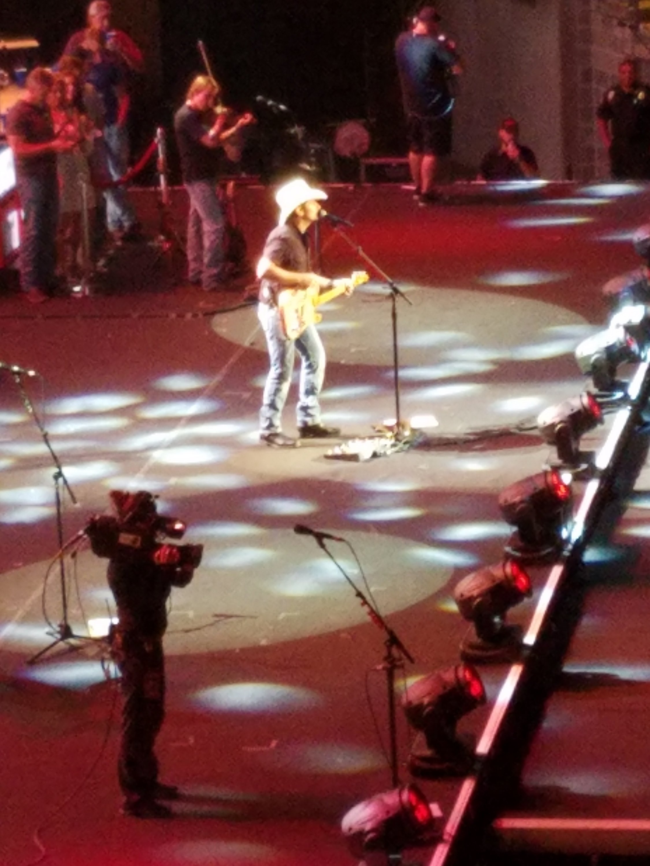 Brad Paisley - Life Amplified World Tour With Special Guests Tyler Farr and Maddie and Tae