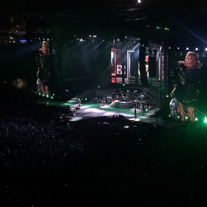 Guns N' Roses: Not in This Lifetime - Dodger Stadium