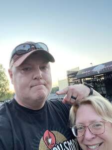 Zac Brown Band: Out in the Middle Tour