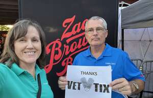 Zac Brown Band: Out in the Middle Tour