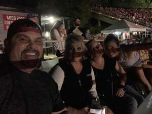 Zac Brown Band: Out in the Middle Tour