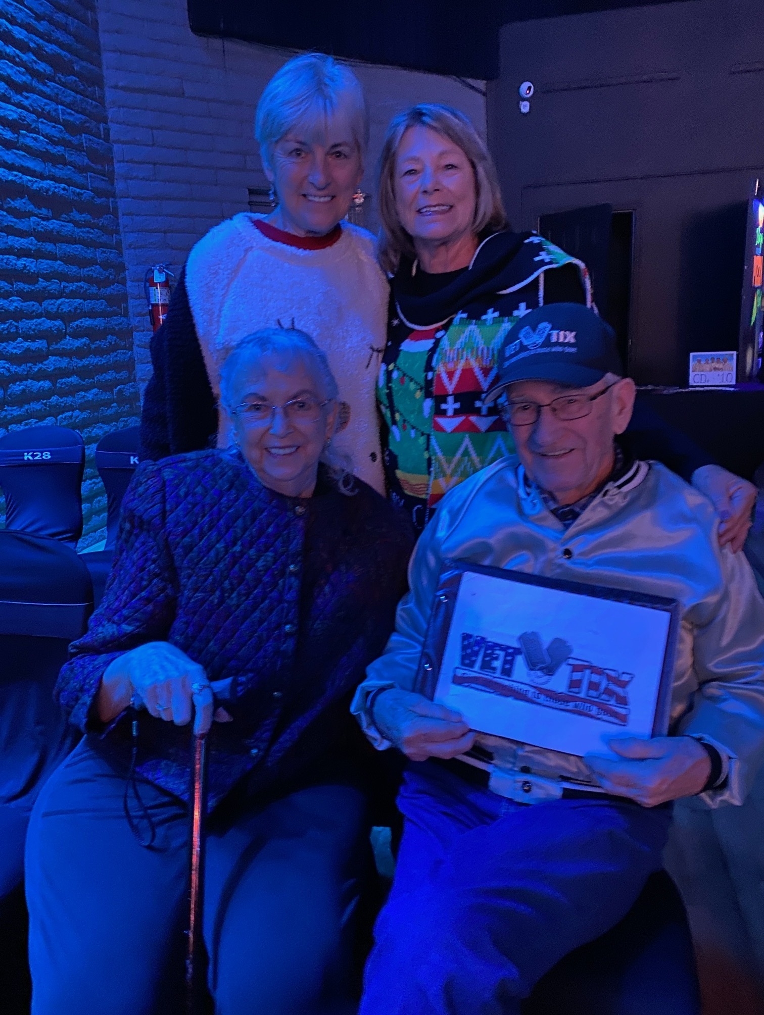 Surfin Holiday, a Beach Boys Christmas