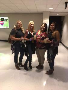 Carrie Underwood - the Storyteller Tour- Stories in the Round With Special Guest Easton Corbin and the Swon Brothers