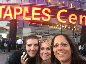 Carrie Underwood - the Storyteller Tour- Stories in the Round With Special Guest Easton Corbin and the Swon Brothers