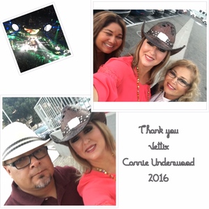 Carrie Underwood - the Storyteller Tour- Stories in the Round With Special Guest Easton Corbin and the Swon Brothers