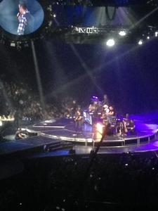 Carrie Underwood - the Storyteller Tour- Stories in the Round With Special Guest Easton Corbin and the Swon Brothers
