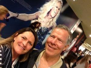 Carrie Underwood - the Storyteller Tour- Stories in the Round With Special Guest Easton Corbin and the Swon Brothers