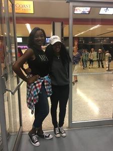 Carrie Underwood - the Storyteller Tour- Stories in the Round With Special Guest Easton Corbin and the Swon Brothers