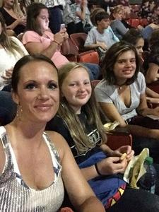 Carrie Underwood - the Storyteller Tour- Stories in the Round With Special Guest Easton Corbin and the Swon Brothers