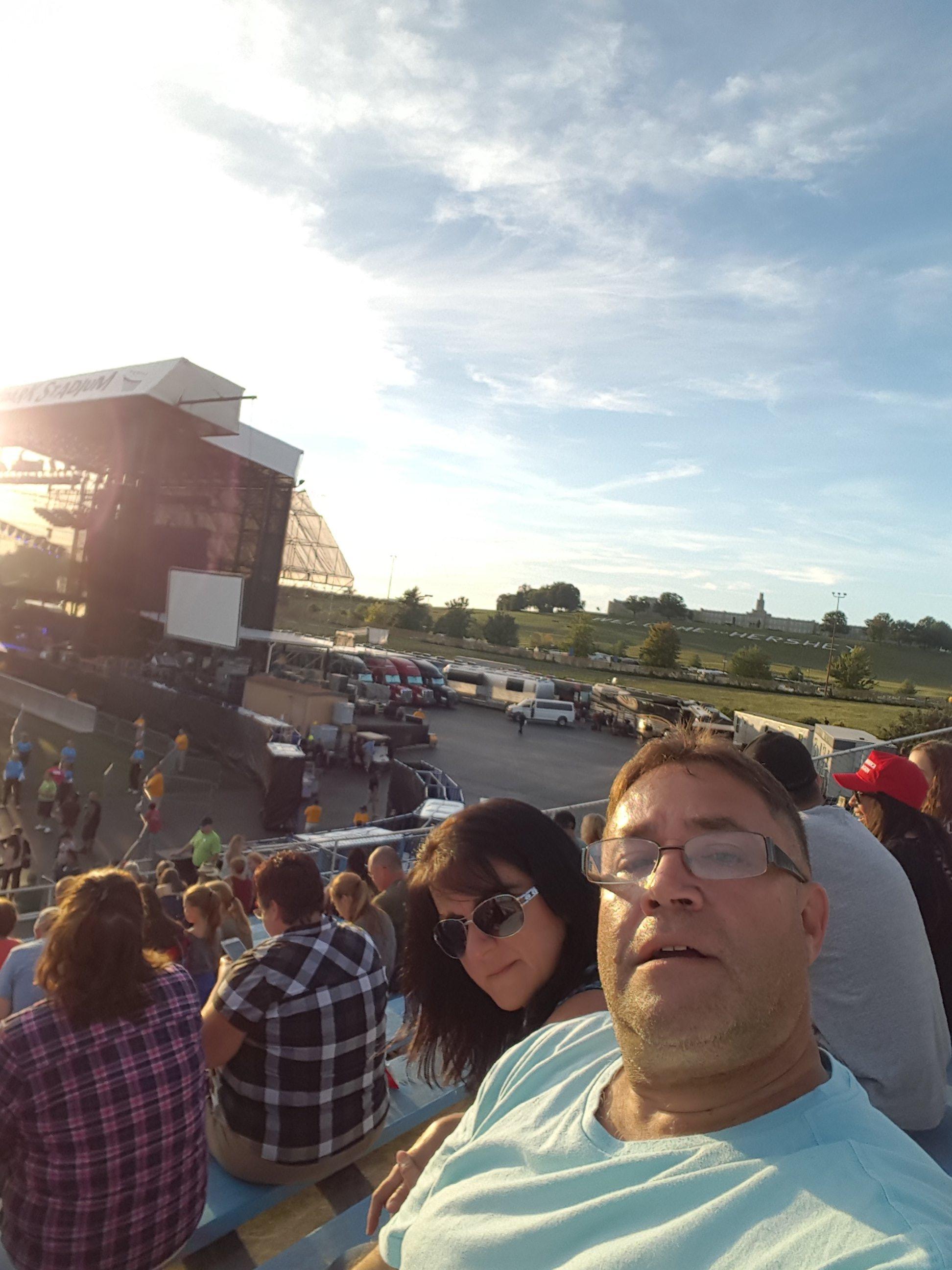 Jason Aldean: Six String Circus Tour 2016