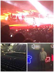 Blake Shelton: Presented by Gildan
