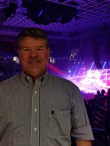 Chris Young - Im Comin Over Tour