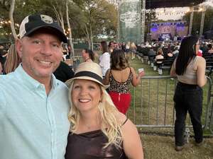 Cole Swindell - Back Down to the Bar Tour 2022